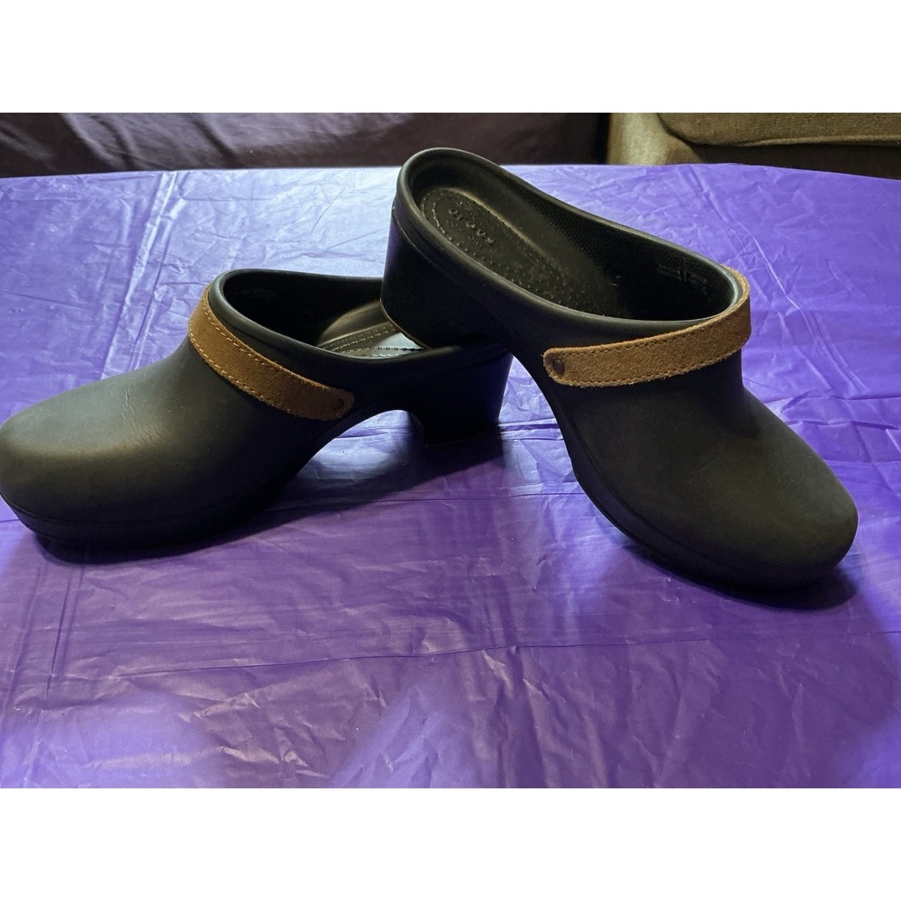 NWT Crocs Dual Comfort Espresso Brown Standard Fit Sarah Slip‎ On Clog Womens 7